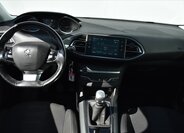 Peugeot 308 Kombi 1,5 l 96 kw