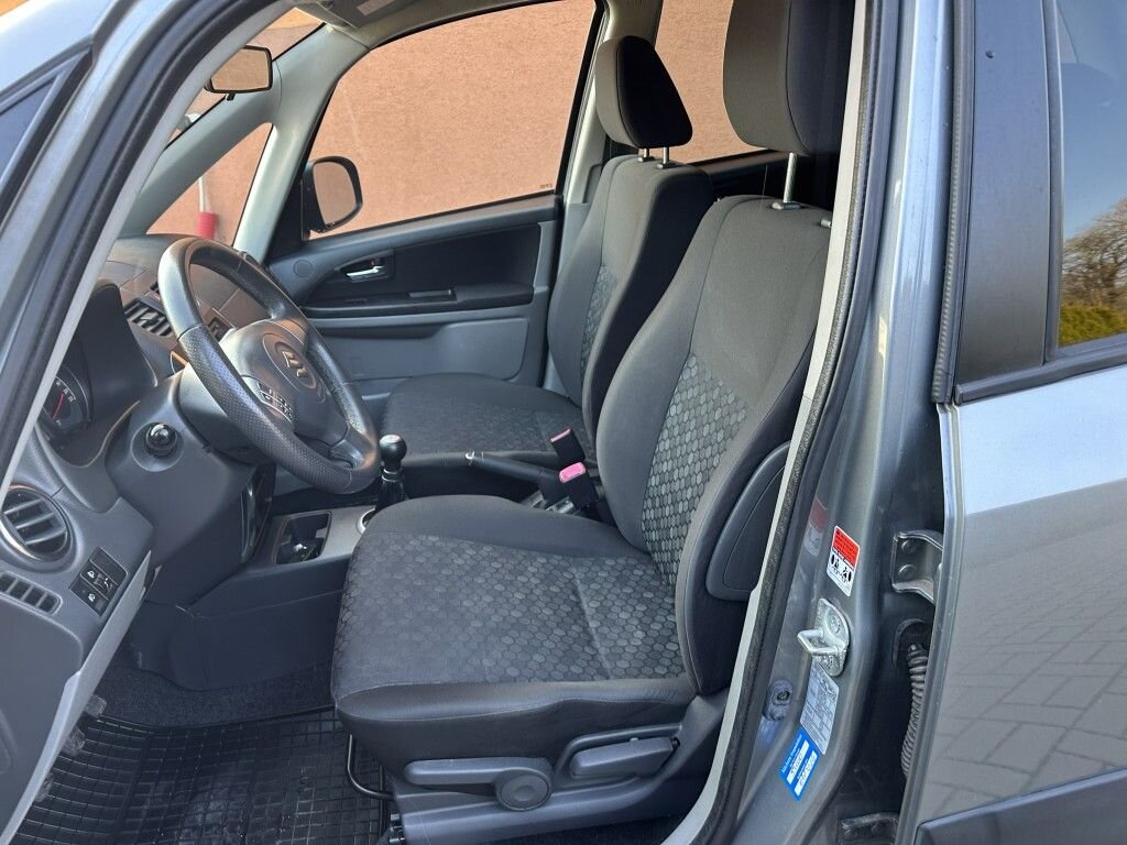 Suzuki SX4 Hatchback 1,6 l 88 kw