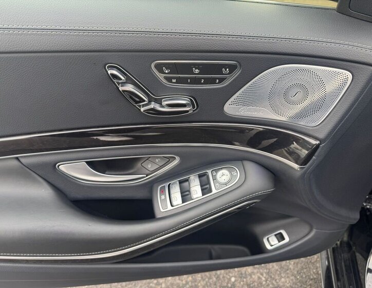 Mercedes-Benz Třídy S Sedan / Limuzína 4,0 l 345 kw