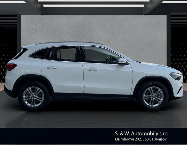 Mercedes-Benz GLA SUV / Terénní 2,0 l 140 kw