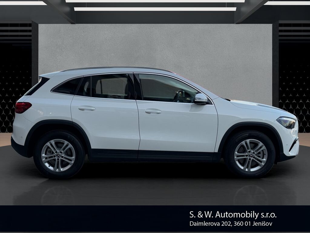 Mercedes-Benz GLA SUV / Terénní 2,0 l 140 kw