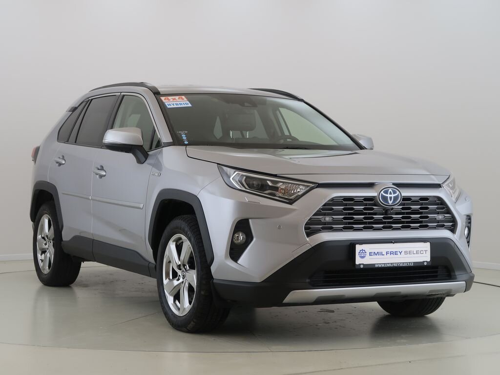 Toyota RAV4 SUV / Terénní 2,5 l 131 kw