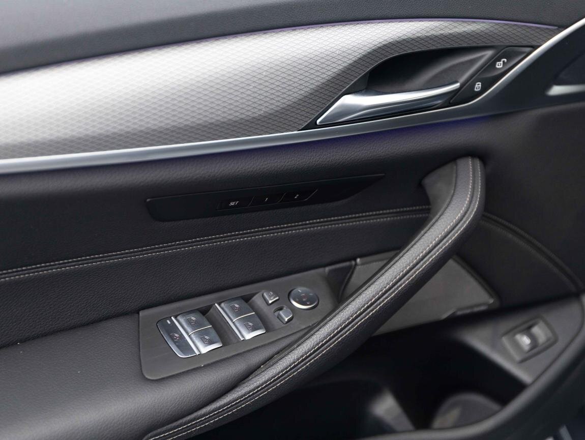 BMW Řada 5 Kombi 3,0 l 195 kw