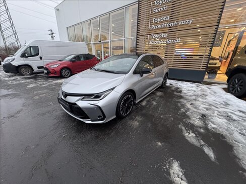 Toyota Corolla Sedan / Limuzína 1,8 l 72 kw
