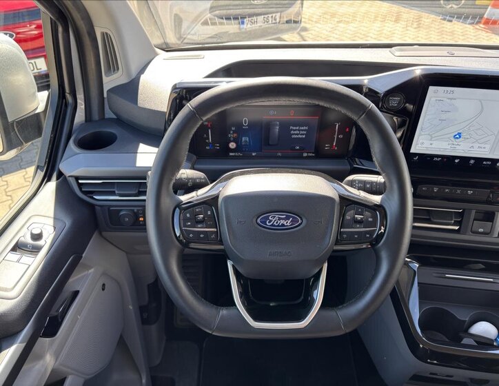 Ford Tourneo Custom Kombi 2,0 l 125 kw