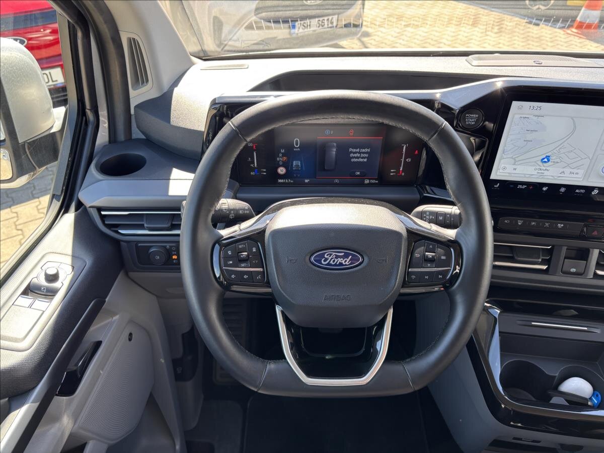 Ford Tourneo Custom Kombi 2,0 l 125 kw