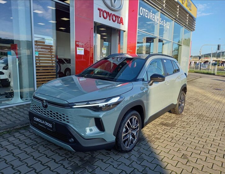 Toyota Corolla Cross SUV 1,8 l 70 kw