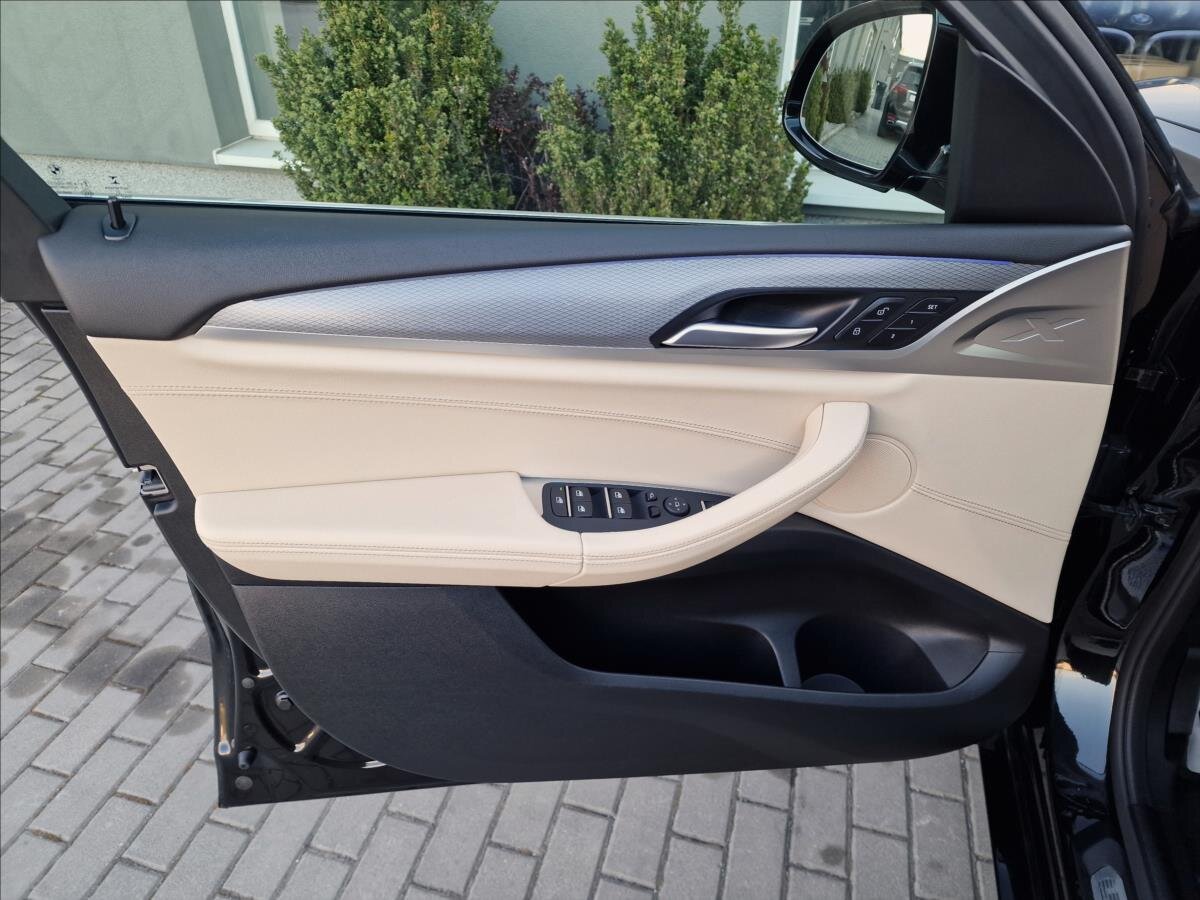 BMW X4 SUV / Terénní 3,0 l 210 kw
