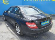 Mercedes-Benz Třídy C Sedan / Limuzína 1,8 l 115 kw