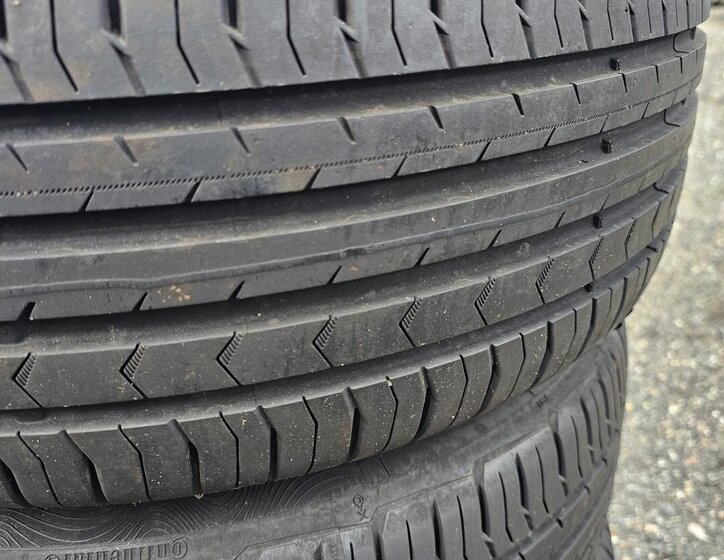 Volkswagen Golf Kombi 2,0 l 77 kw