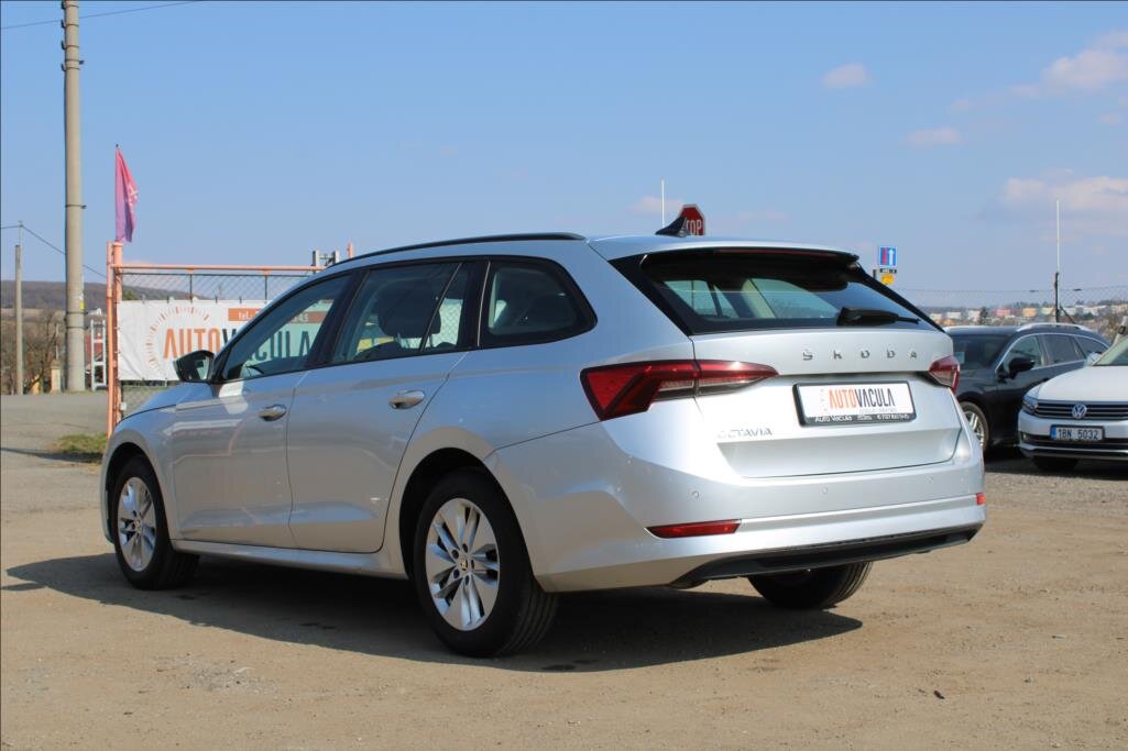 Škoda Octavia Kombi 2,0 l 85 kw