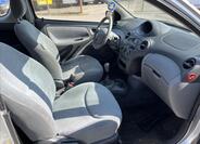 Toyota Yaris 10
