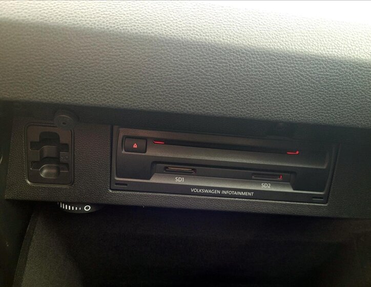 Volkswagen Passat Kombi 1,6 l 88 kw