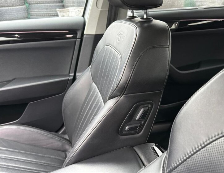 Škoda Superb Sedan 2,0 l 140 kw