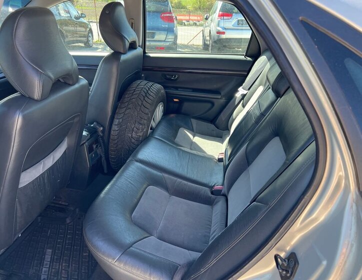 Volvo S80 Sedan / Limuzína 2,5 l 103 kw