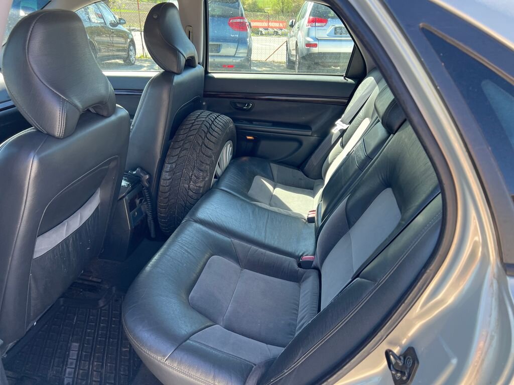 Volvo S80 Sedan / Limuzína 2,5 l 103 kw