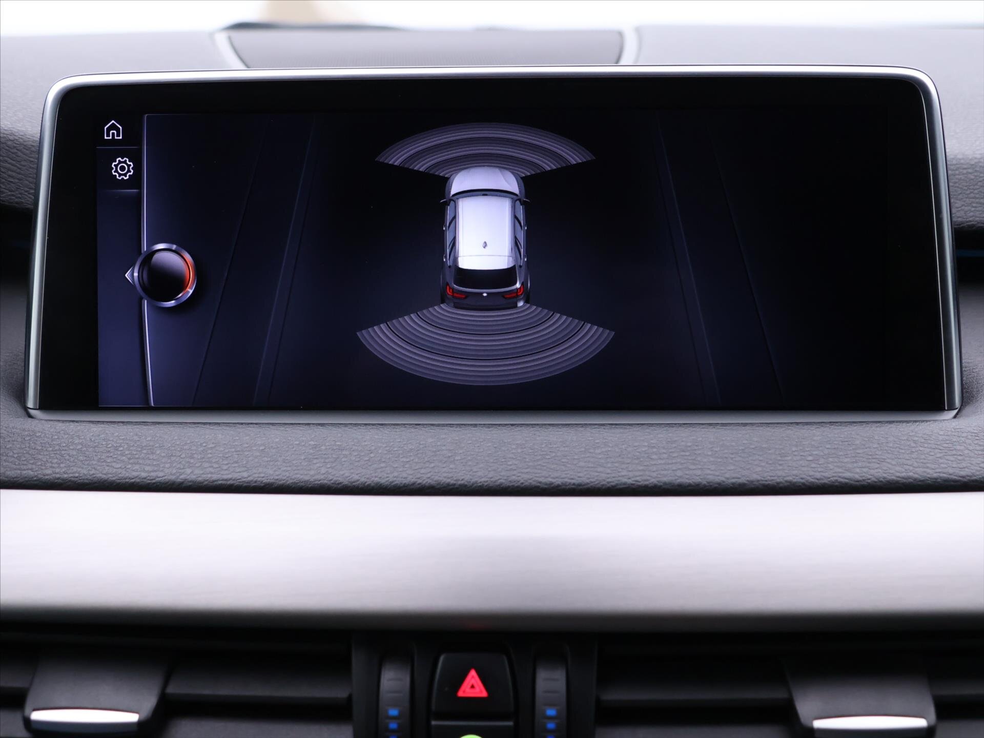 BMW X5 SUV / Terénní 3,0 l 230 kw