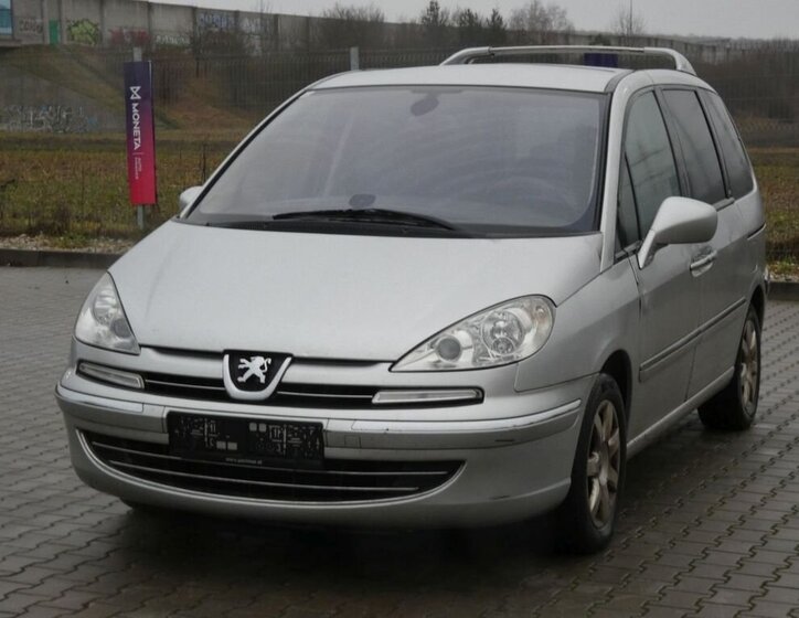 Peugeot 807 2