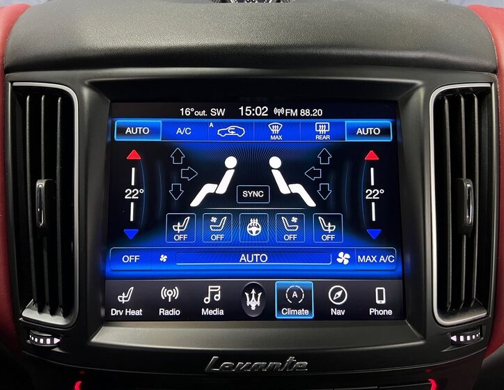 Maserati Levante SUV / Terénní 3,0 l 316 kw