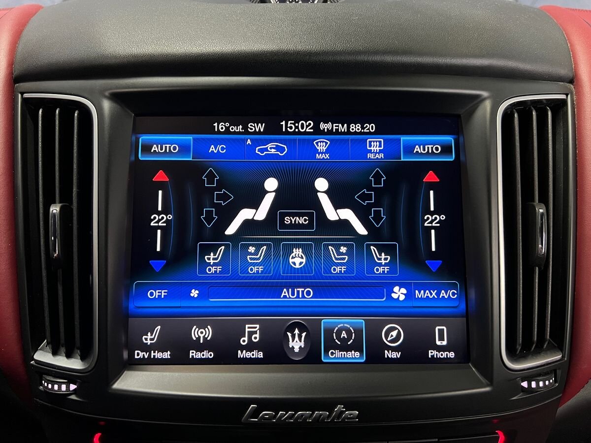 Maserati Levante SUV / Terénní 3,0 l 316 kw