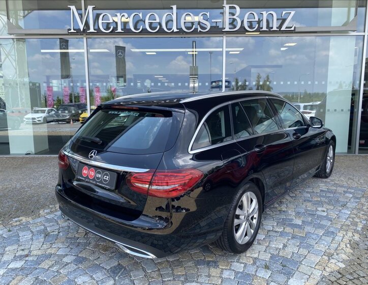 Mercedes-Benz Třídy C 15