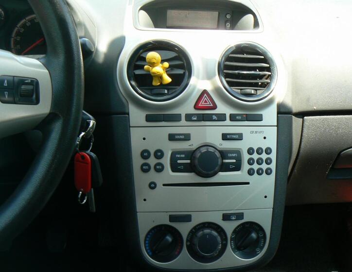 Opel Corsa Hatchback 1,2 l 70 kw