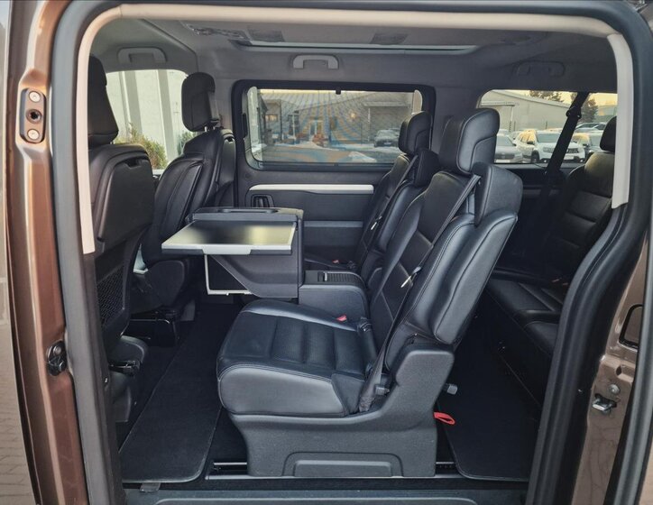 Peugeot Traveller MPV 2,0 l 130 kw