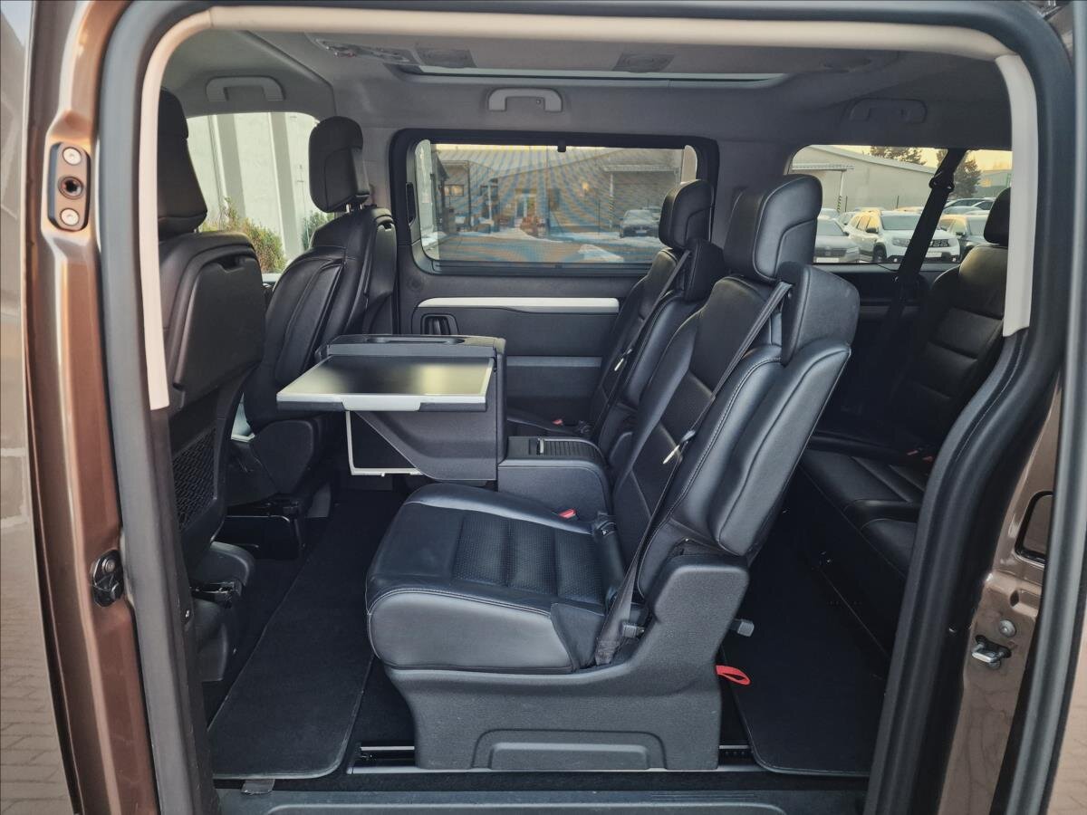 Peugeot Traveller MPV 2,0 l 130 kw