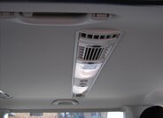 Volkswagen Caravelle 23