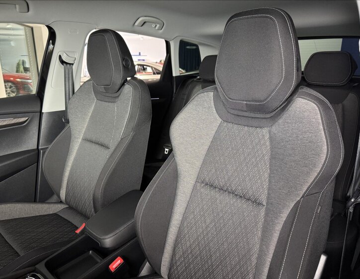 Škoda Karoq SUV / Terénní 2,0 l 110 kw