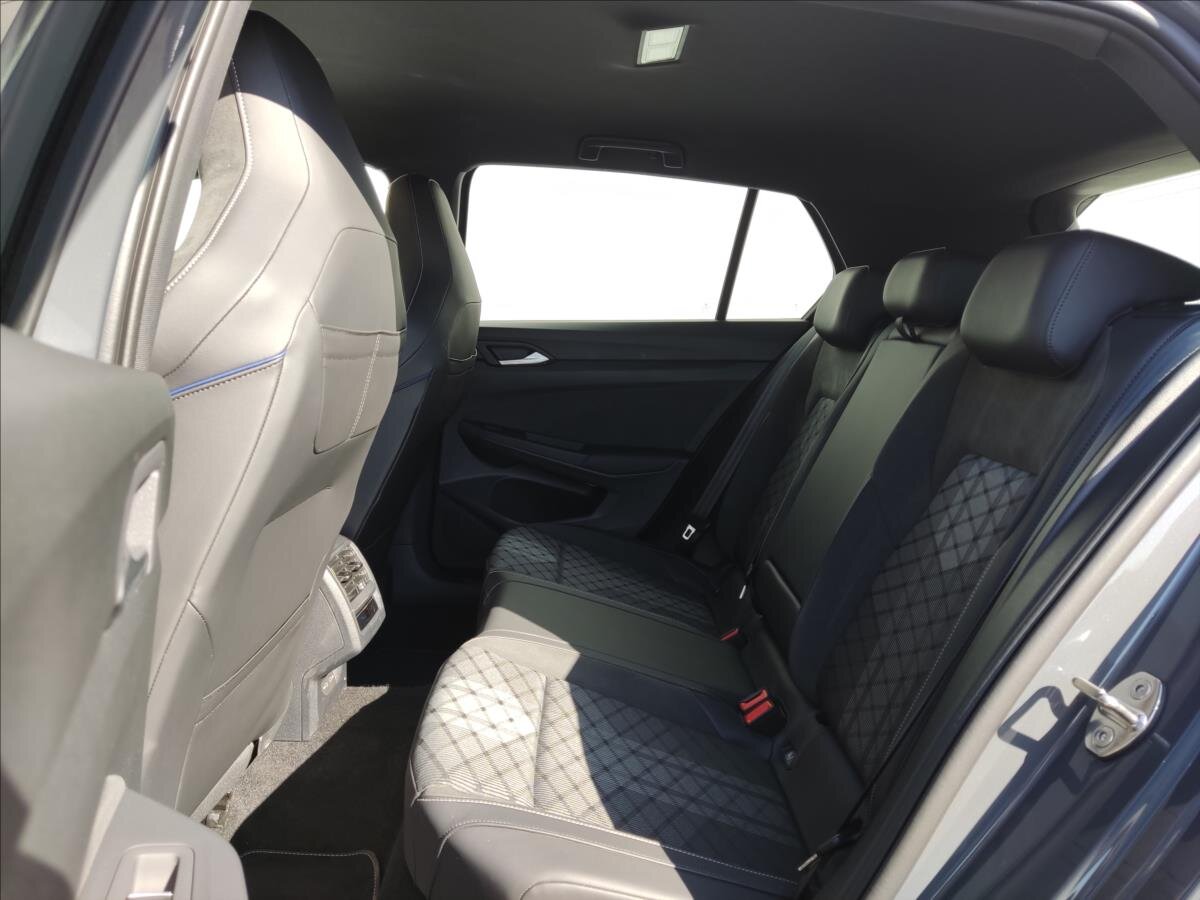 Volkswagen Golf Hatchback 1,5 l 110 kw