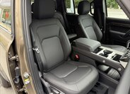 Land Rover Defender SUV / Terénní 3,0 l 147 kw