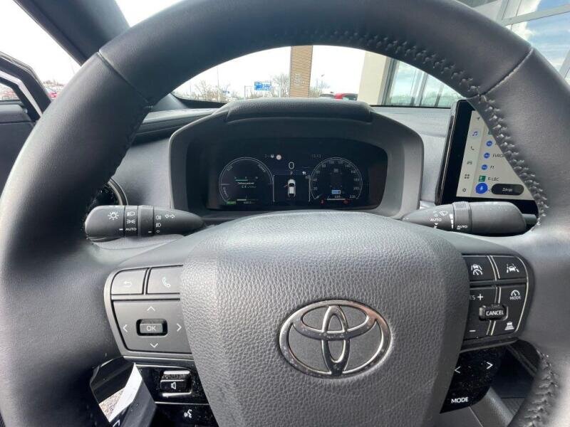 Toyota C-HR SUV / Terénní 1,8 l 98 kw