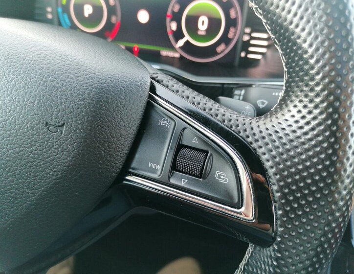 Škoda Superb Kombi 1,4 l 160 kw