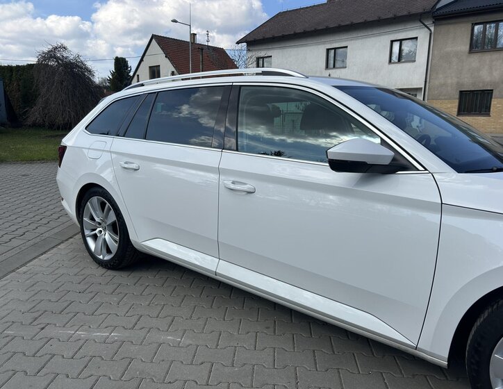 Škoda Superb Kombi 2,0 l 110 kw