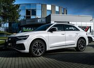 Audi SQ8 24