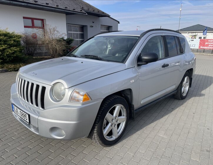 Jeep Compass Kombi 2,0 l 103 kw