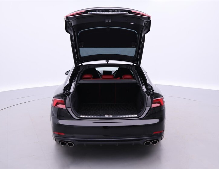 Audi S5 Sedan 3,0 l 260 kw