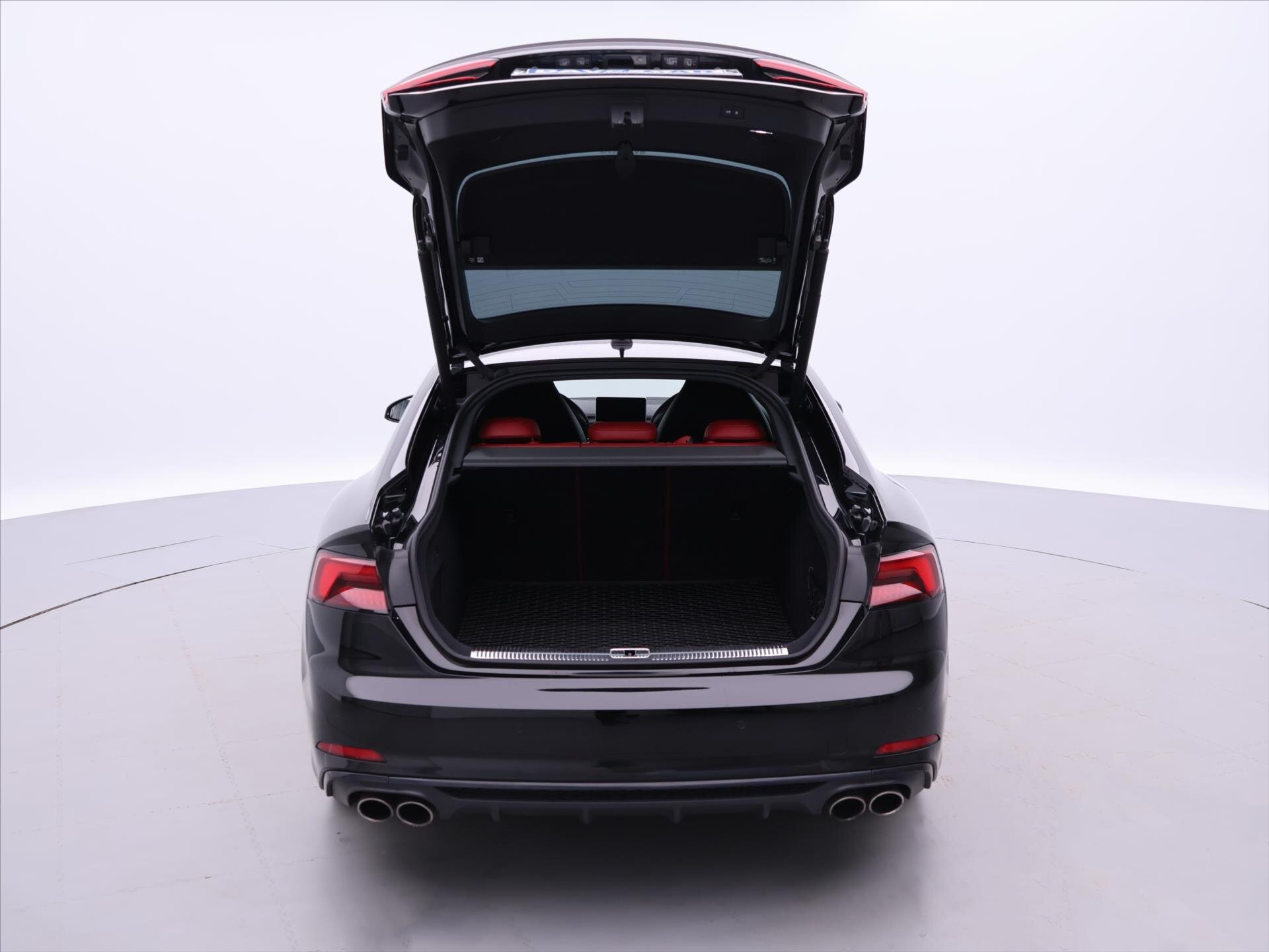 Audi S5 Sedan 3,0 l 260 kw