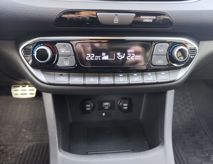 Hyundai i30 Liftback 2,0 l 206 kw