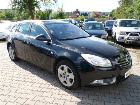 Opel Insignia Kombi 2,0 l 118 kw