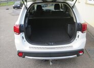Mitsubishi Outlander SUV / Terénní 2,3 l 110 kw