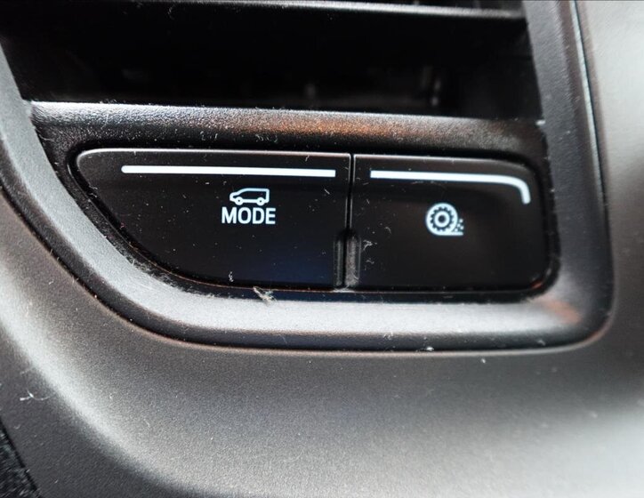 Ford Transit Skříň 2,0 l 96 kw