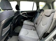 Toyota RAV4 SUV 2,2 l 100 kw