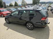 Volkswagen Golf 9