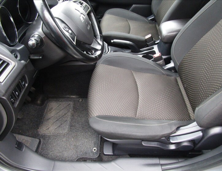 Mitsubishi ASX SUV / Terénní 1,6 l 86 kw