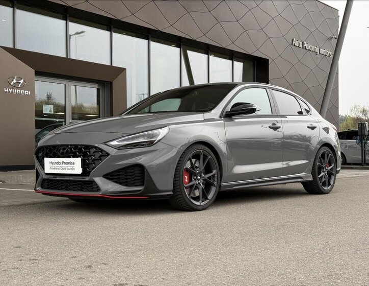 Hyundai i30 Liftback 2,0 l 206 kw