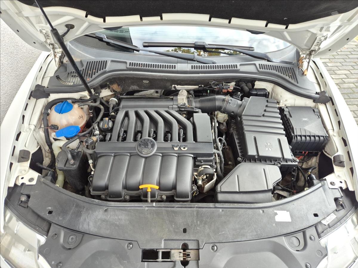 Škoda Superb Kombi 3,6 l 191 kw