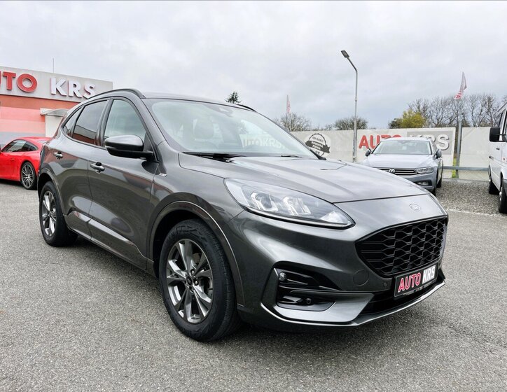 Ford Kuga 1
