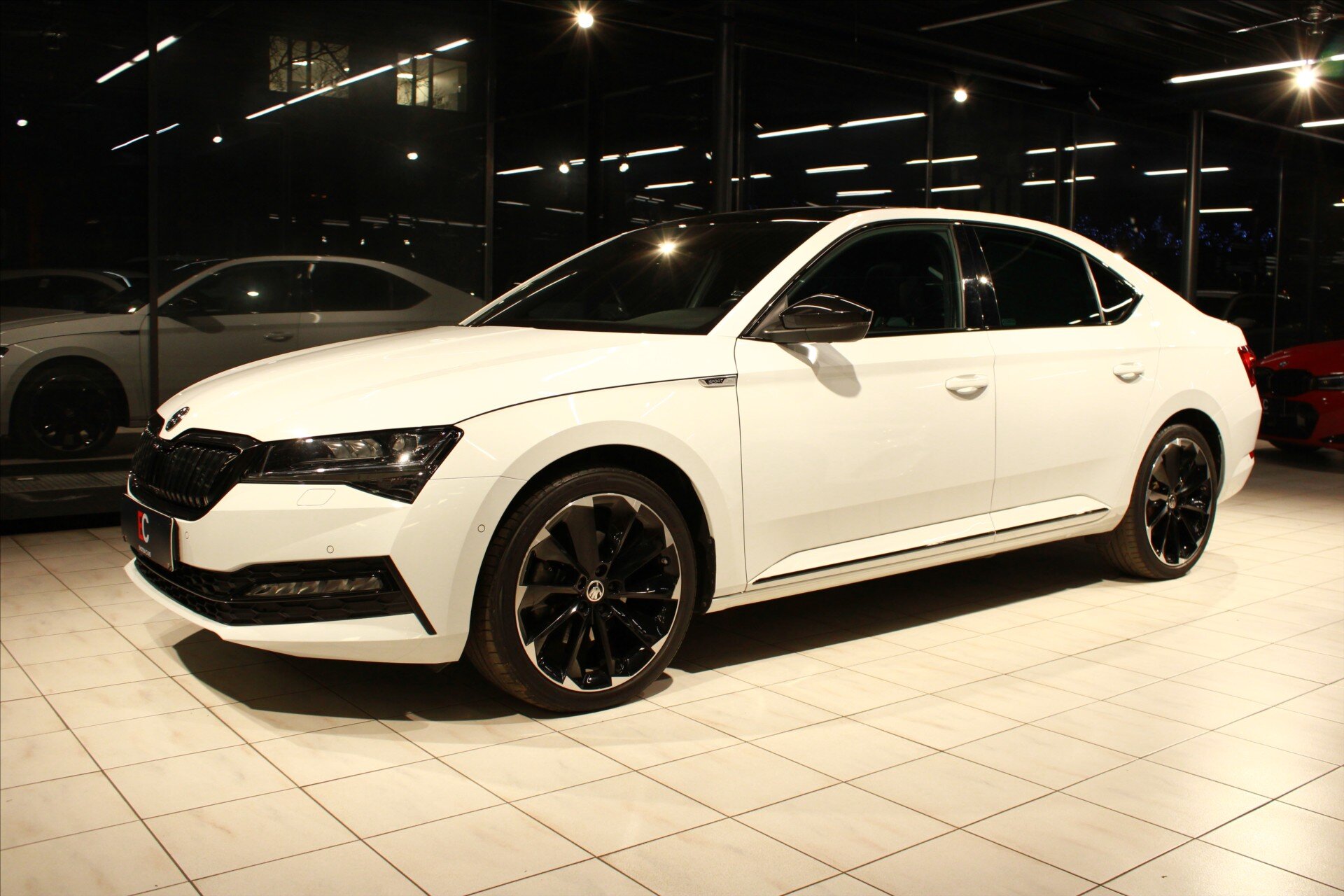 Škoda Superb Liftback 1,4 l 160 kw